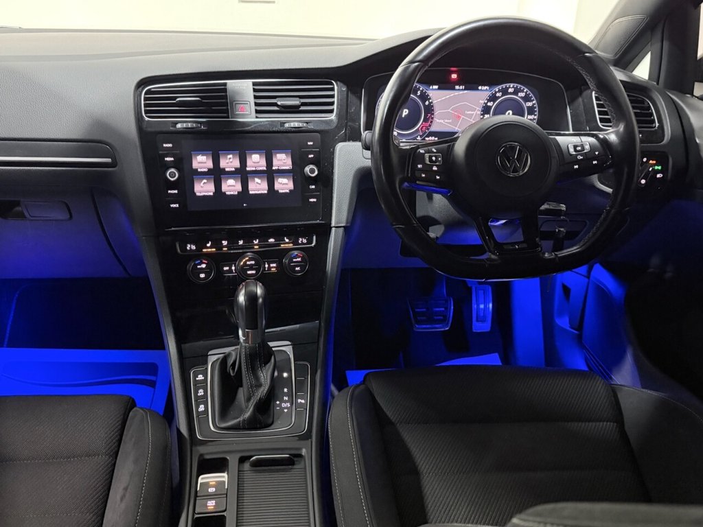 Used Volkswagen Golf 2017 for sale - 77176530: Photo 24