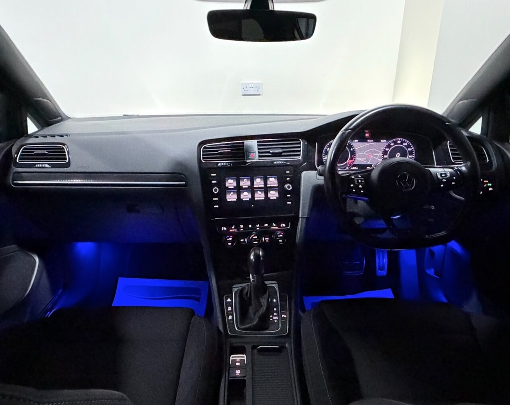 Used Volkswagen Golf 2017 for sale - 77176530: Photo 7