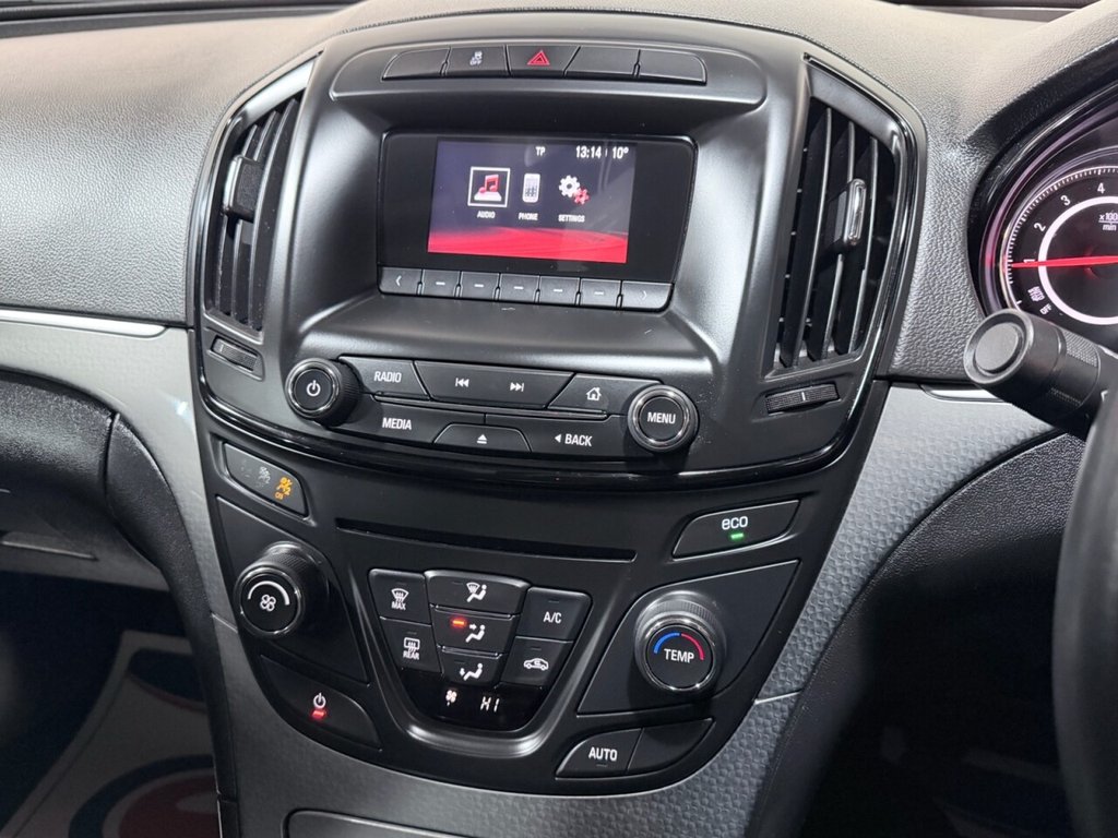 Used Vauxhall Insignia 2015 for sale - 78219327: Photo 10