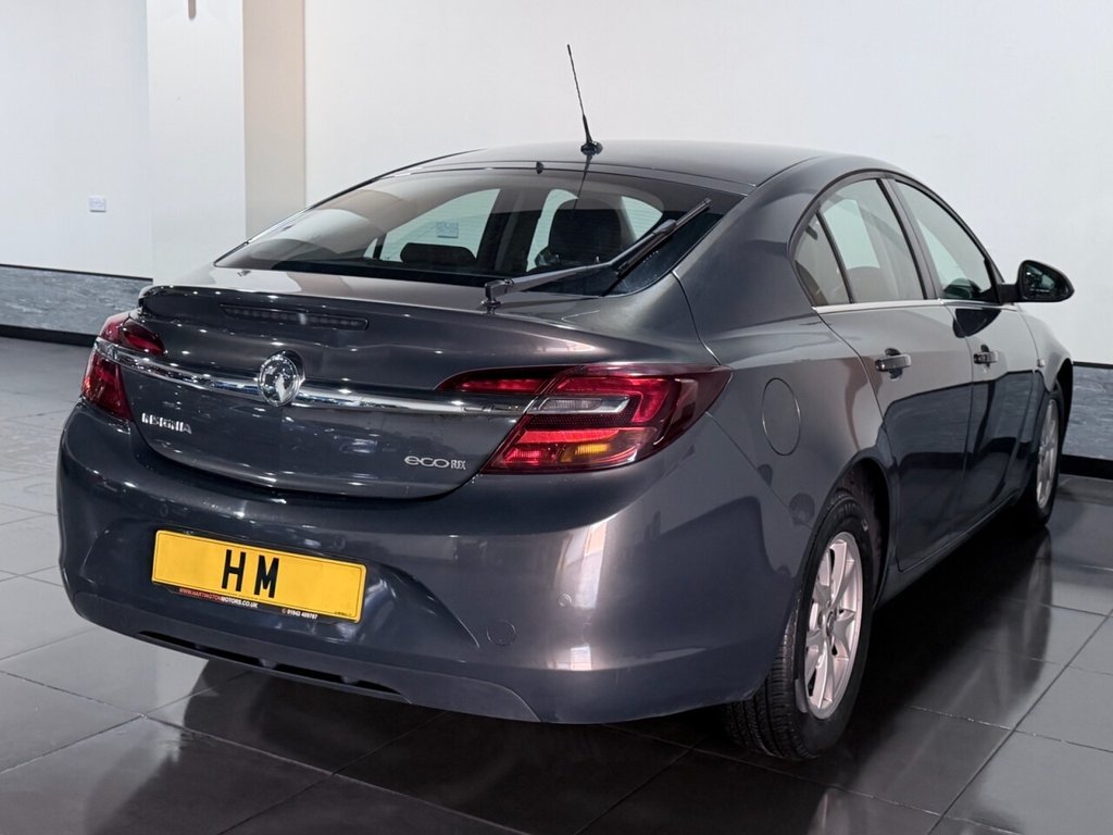 Used Vauxhall Insignia 2015 for sale - 78219327: Photo 2