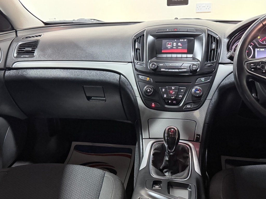 Used Vauxhall Insignia 2015 for sale - 78219327: Photo 26