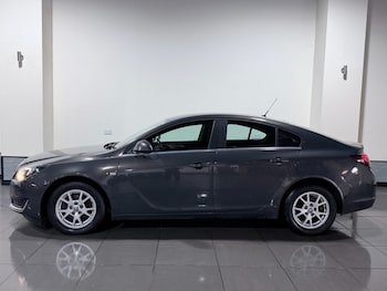 Used Vauxhall Insignia 2015 for sale - 78219327: Photo