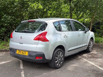 Used Peugeot 3008 2011 for sale - 79442819: Photo