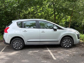 Used Peugeot 3008 2011 for sale - 79442819: Photo