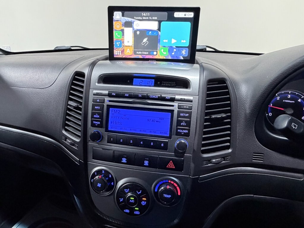 Used Hyundai Santa Fe 2010 for sale - 77820712: Photo 10