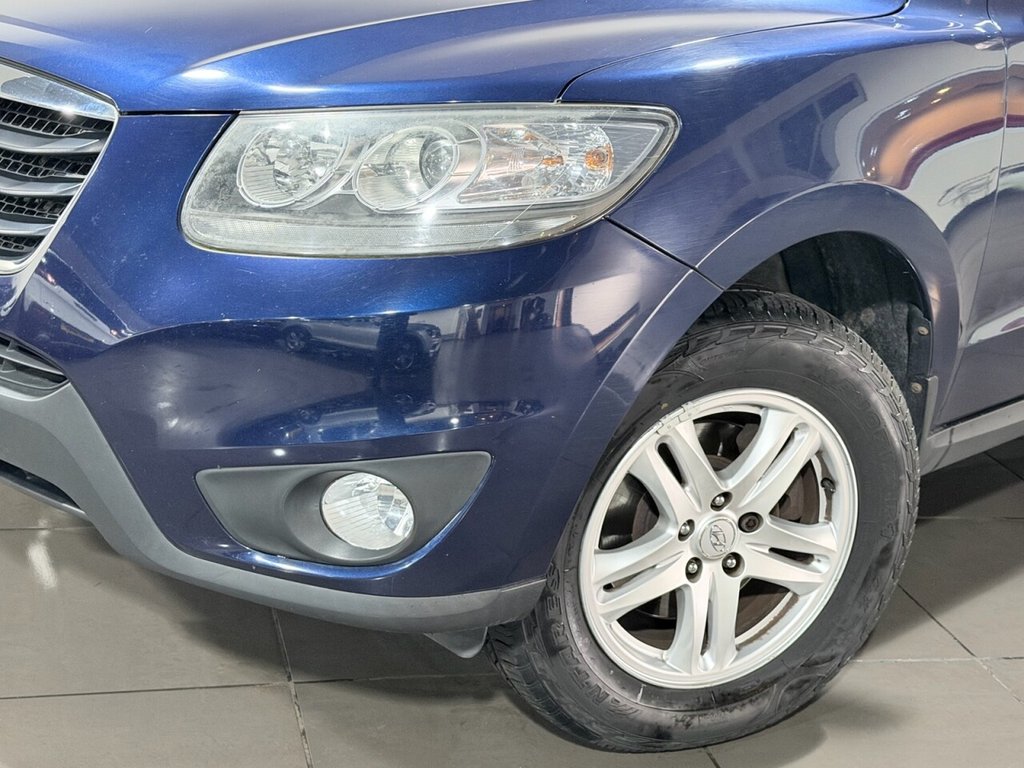 Used Hyundai Santa Fe 2010 for sale - 77820712: Photo 21