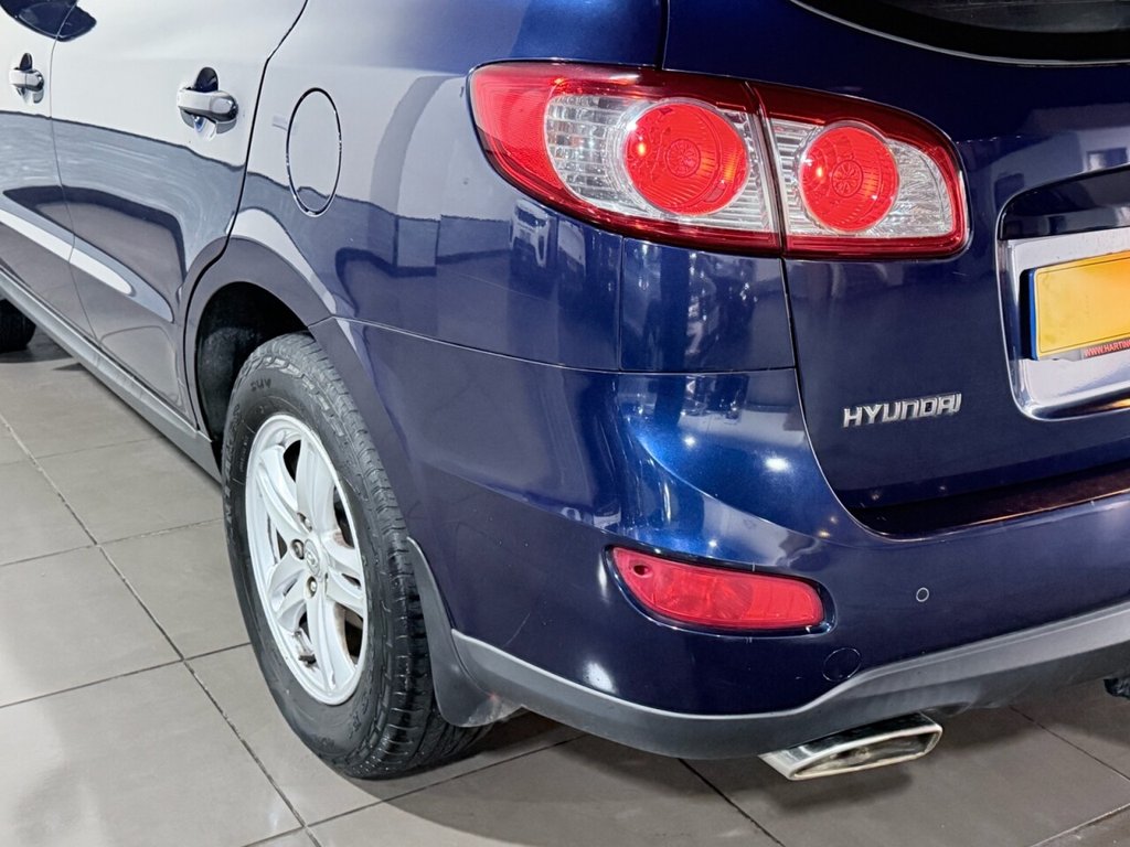 Used Hyundai Santa Fe 2010 for sale - 77820712: Photo 33