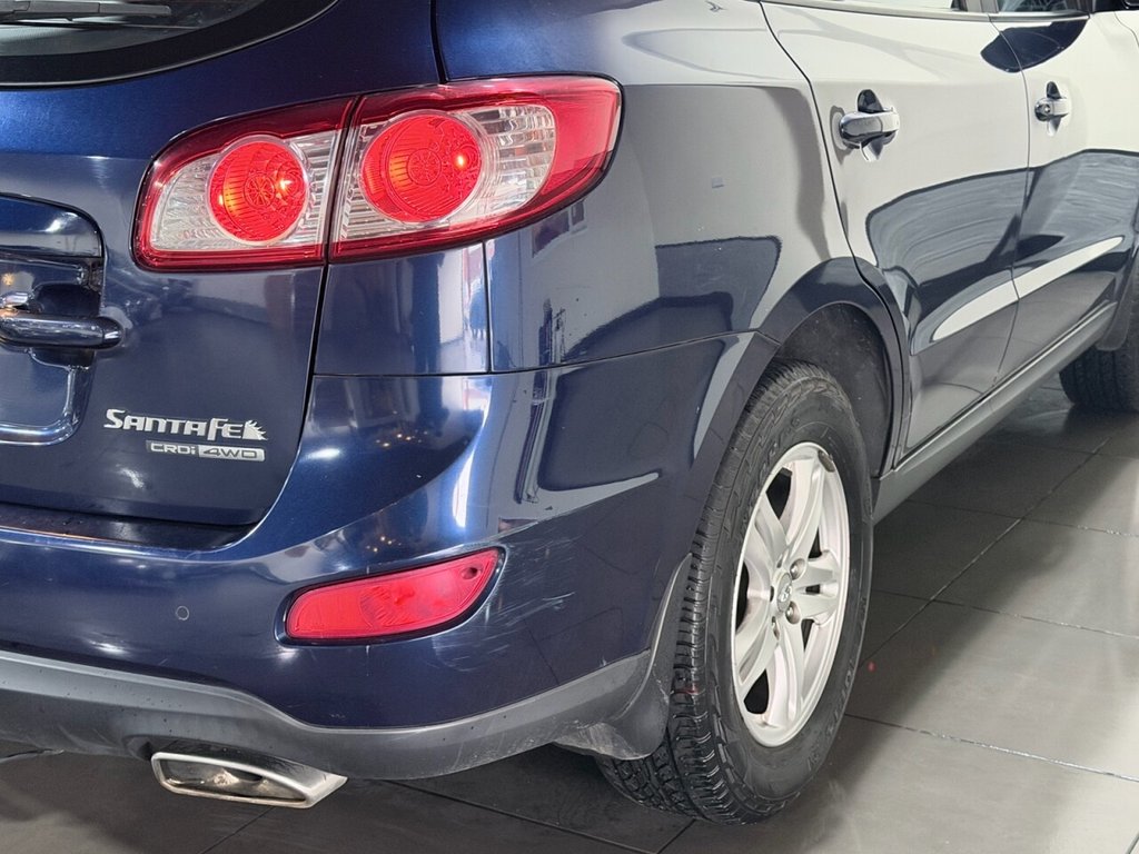 Used Hyundai Santa Fe 2010 for sale - 77820712: Photo 34