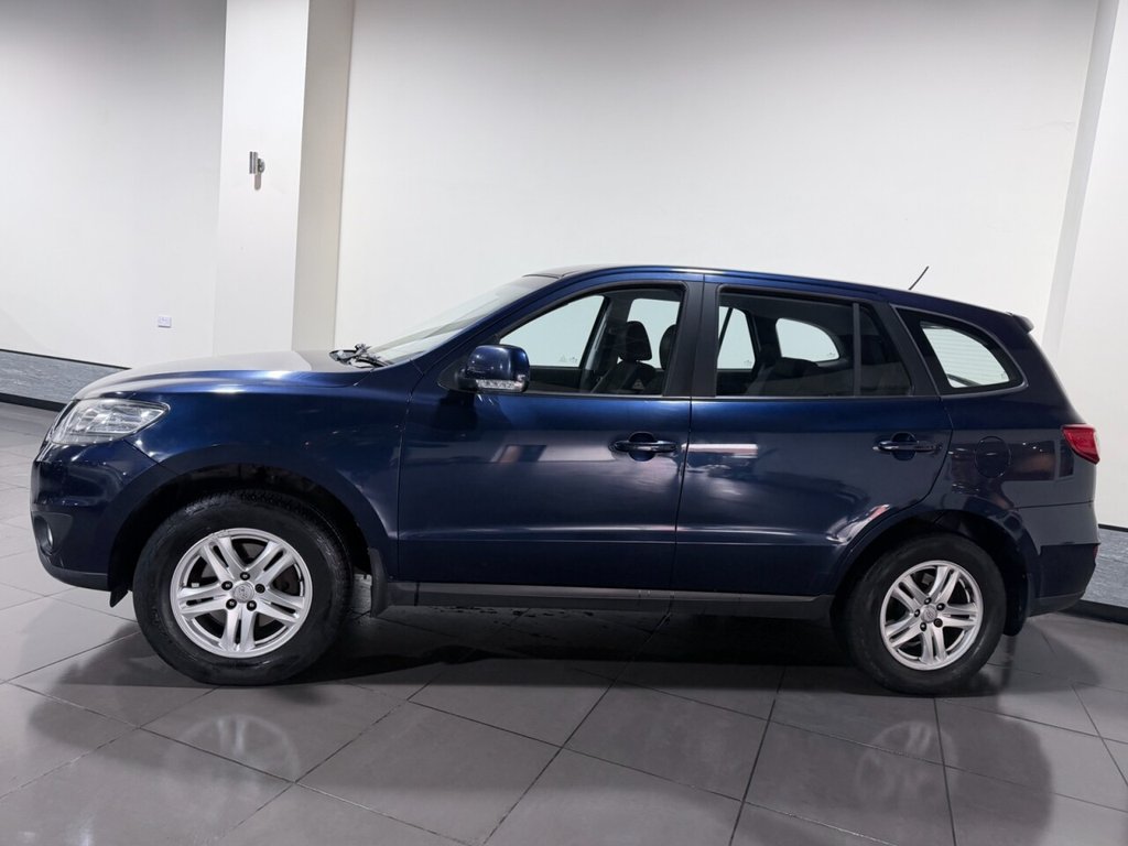 Used Hyundai Santa Fe 2010 for sale - 77820712: Photo 4