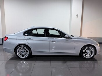 Used BMW 3 Series 2013 for sale - 77720374: Photo