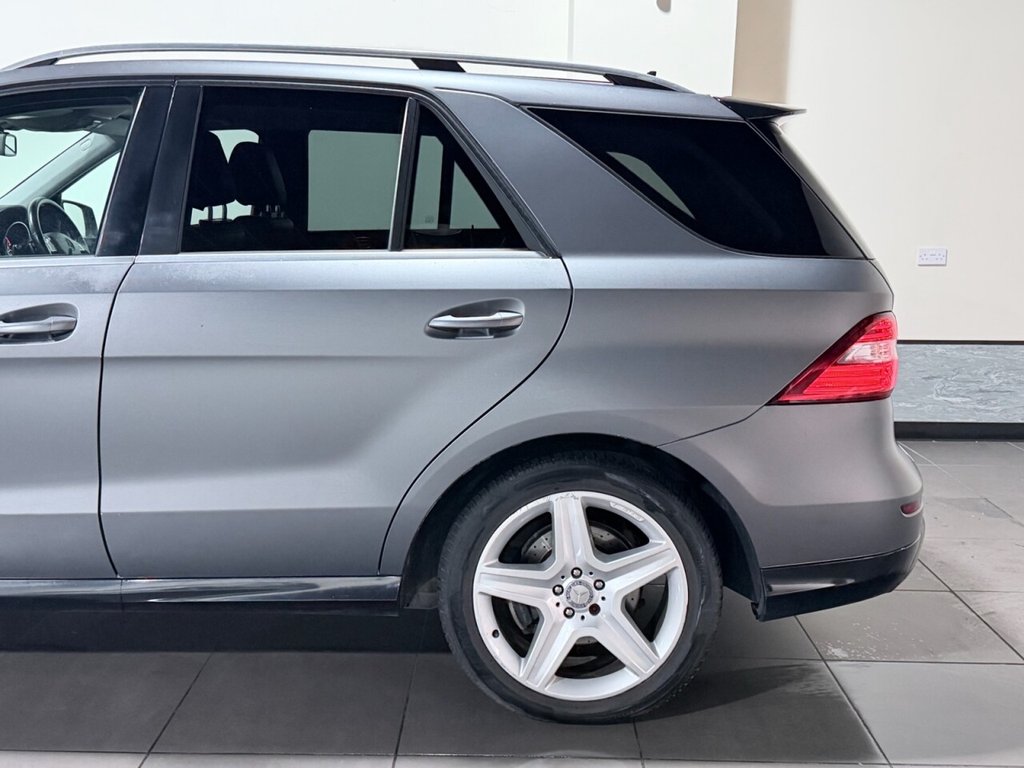 Used Mercedes-Benz M Class 2012 for sale - 78017841: Photo 18