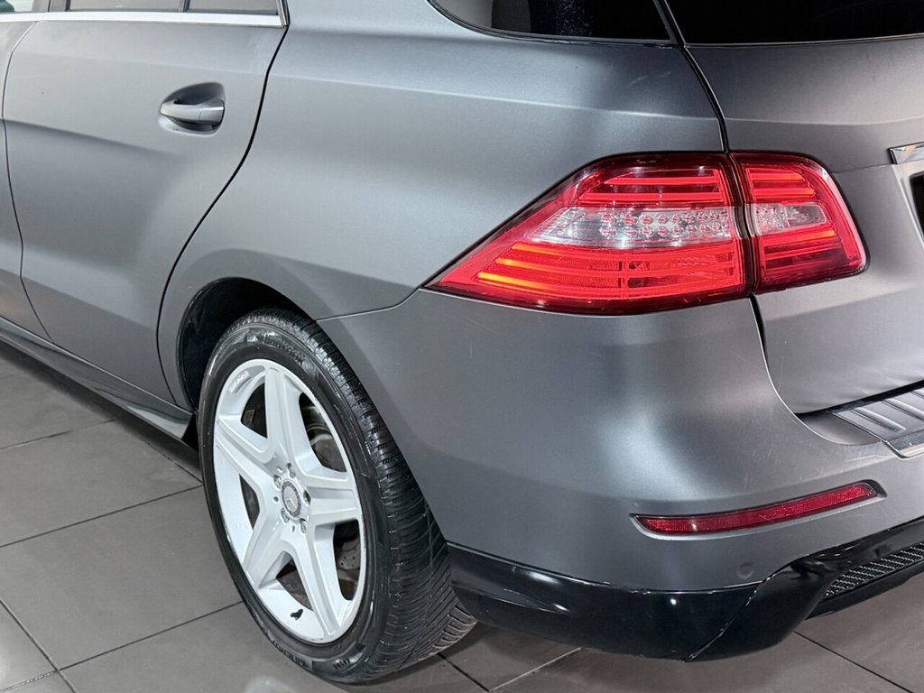 Used Mercedes-Benz M Class 2012 for sale - 78017841: Photo 34