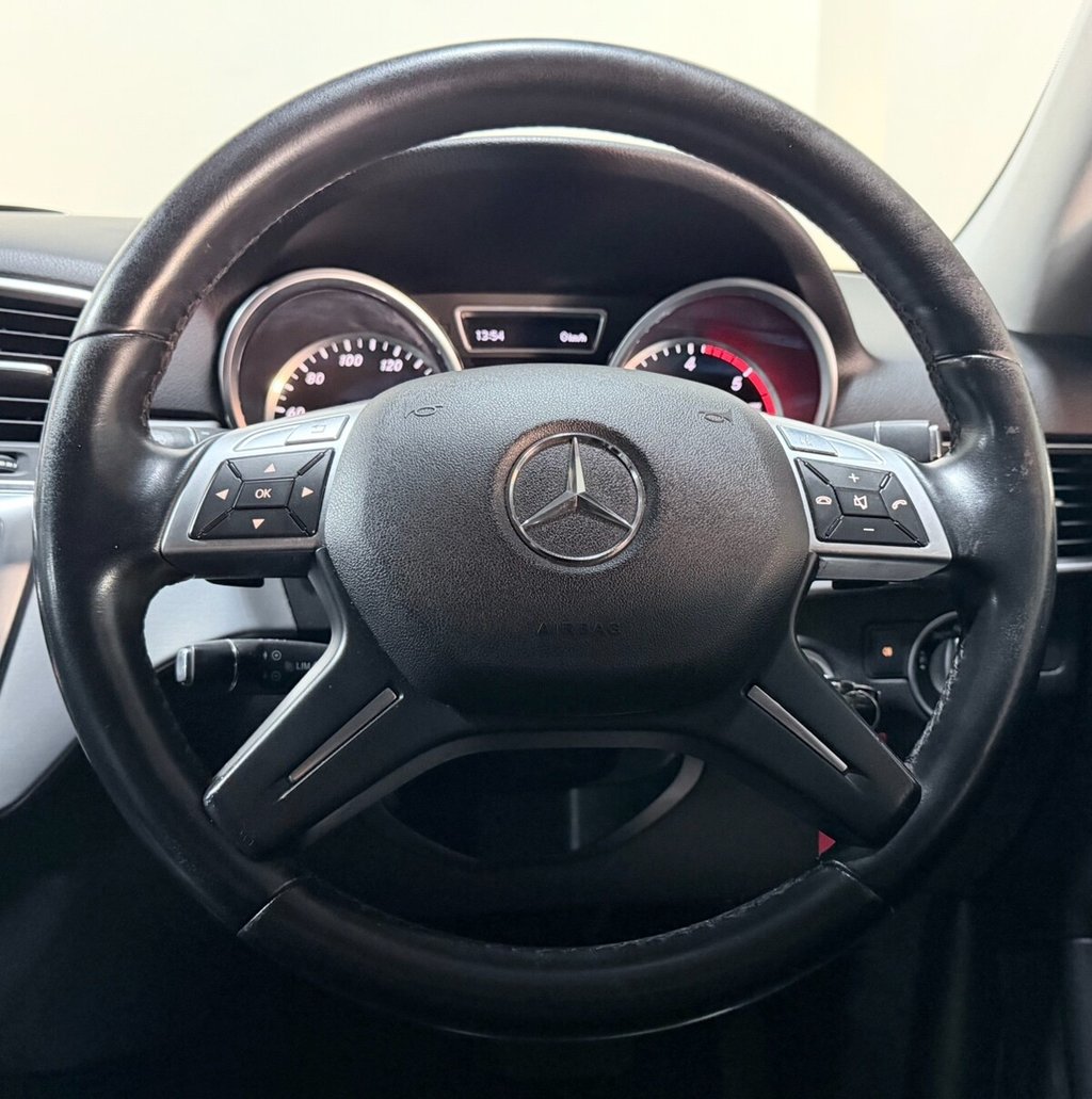 Used Mercedes-Benz M Class 2012 for sale - 78017841: Photo 8