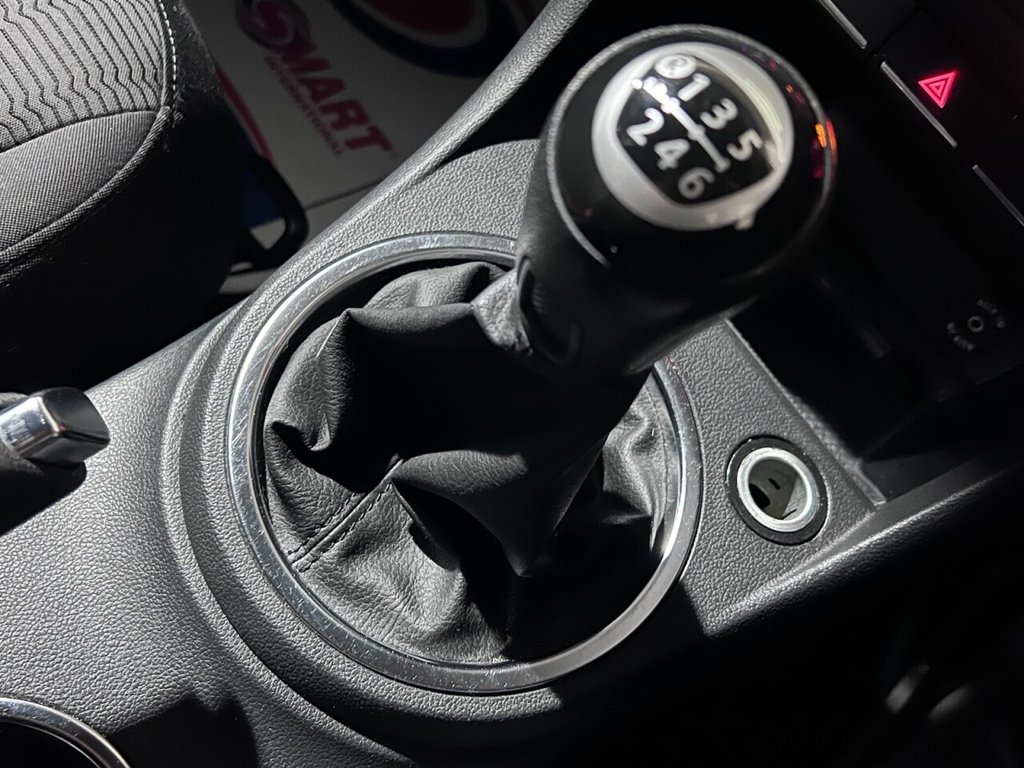 Used Volkswagen Beetle 2014 for sale - 76574777: Photo 12