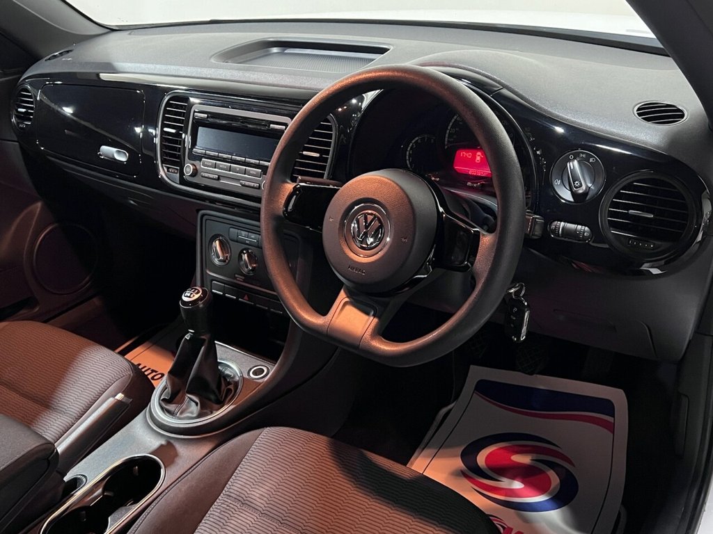 Used Volkswagen Beetle 2014 for sale - 76574777: Photo 25