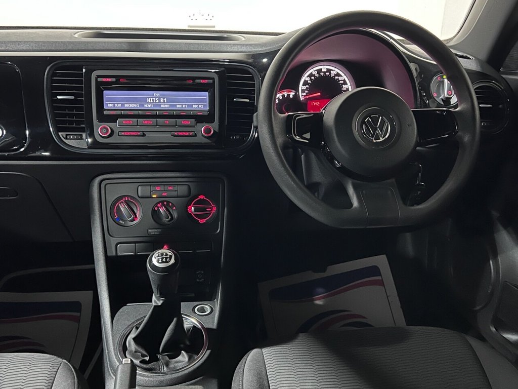 Used Volkswagen Beetle 2014 for sale - 76574777: Photo 26