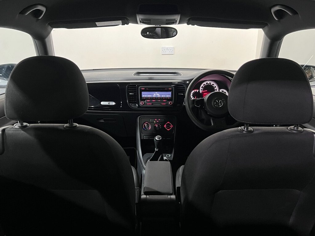 Used Volkswagen Beetle 2014 for sale - 76574777: Photo 29