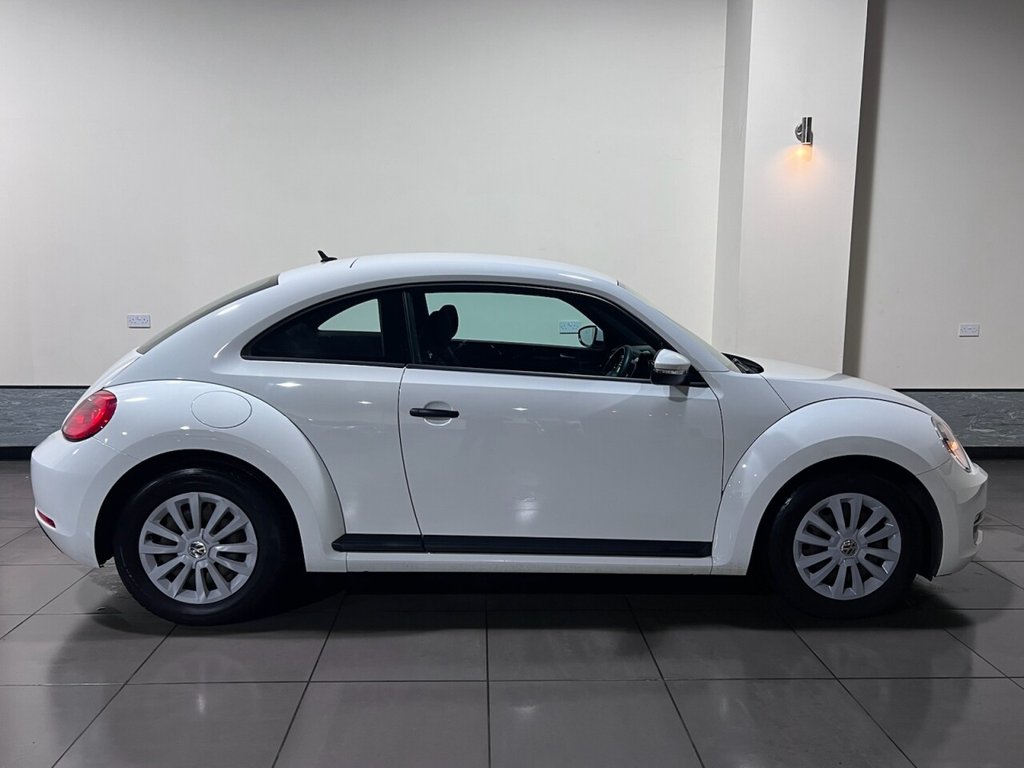 Used Volkswagen Beetle 2014 for sale - 76574777: Photo 3