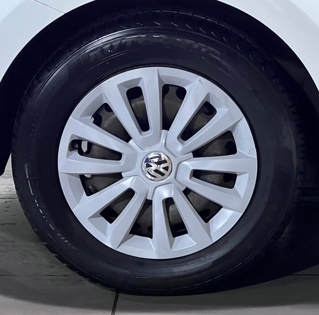 Used Volkswagen Beetle 2014 for sale - 76574777: Photo 36