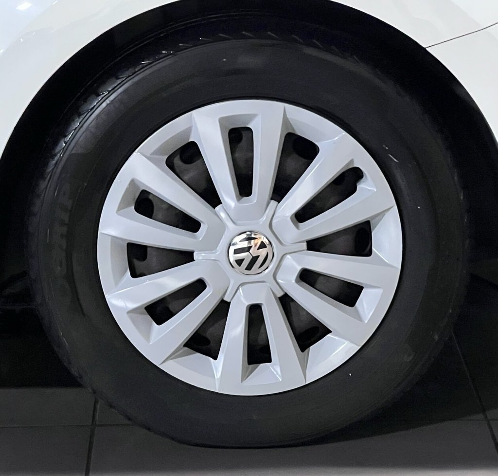 Used Volkswagen Beetle 2014 for sale - 76574777: Photo 37