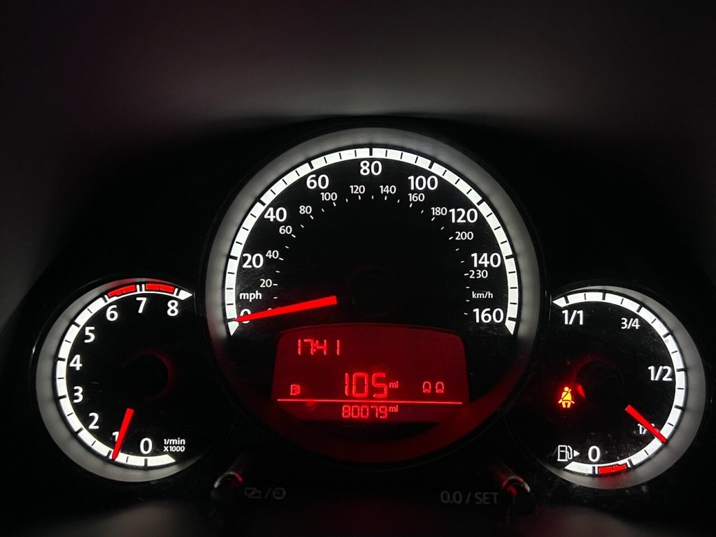 Used Volkswagen Beetle 2014 for sale - 76574777: Photo 9