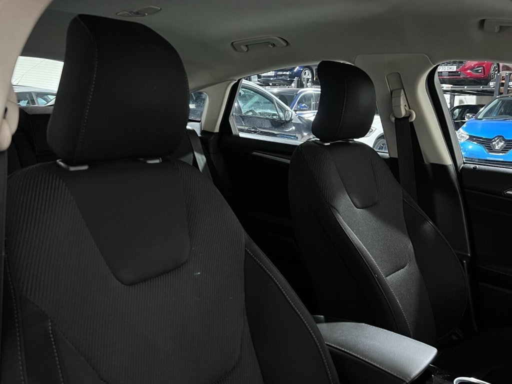 Used Ford Mondeo 2017 for sale - 76559070: Photo 13
