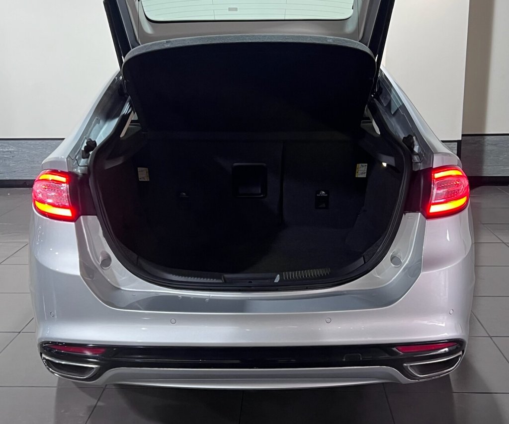 Used Ford Mondeo 2017 for sale - 76559070: Photo 35