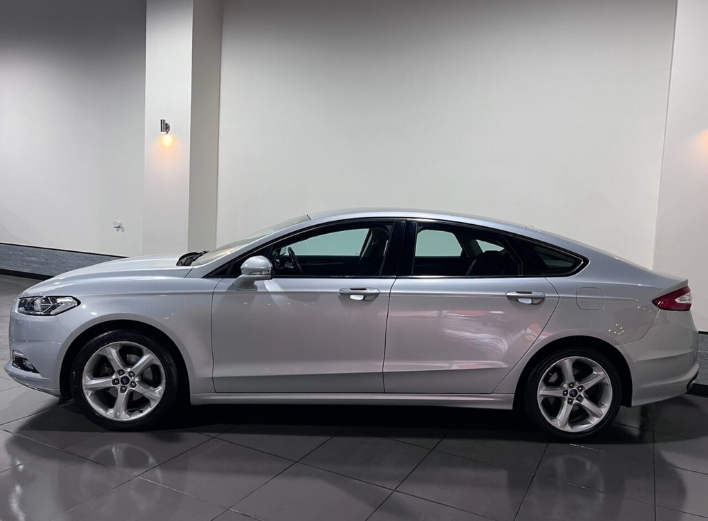 Used Ford Mondeo 2017 for sale - 76559070: Photo 4