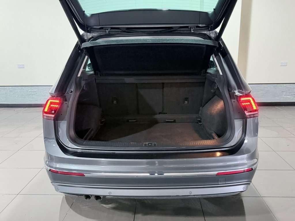 Used Volkswagen Tiguan 2017 for sale - 77200253: Photo 37