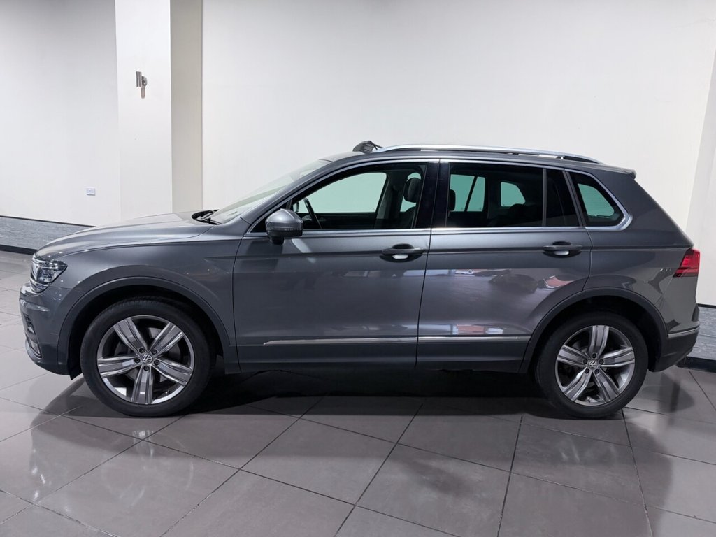 Used Volkswagen Tiguan 2017 for sale - 77200253: Photo 4