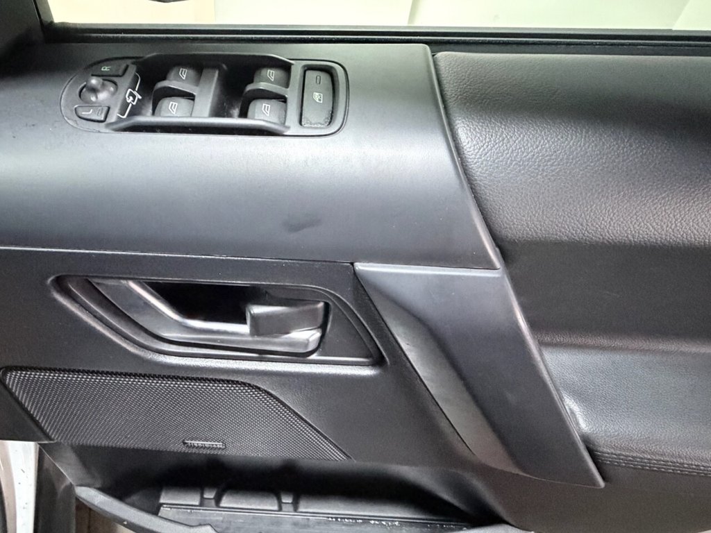 Used Land Rover Freelander 2013 for sale - 78017864: Photo 24