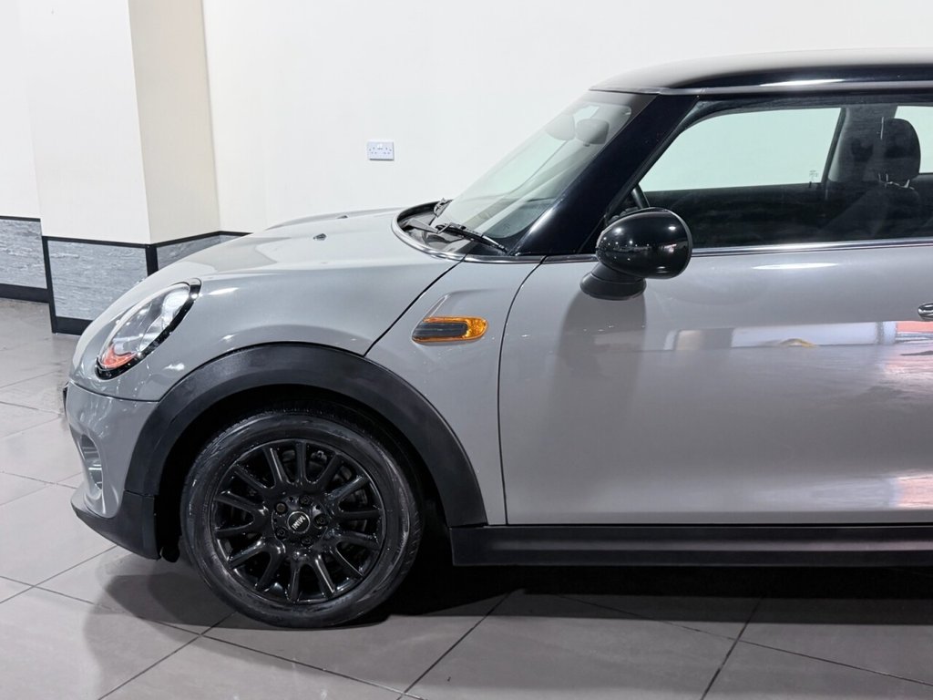 Used MINI Hatch 2017 for sale - 76962489: Photo 17