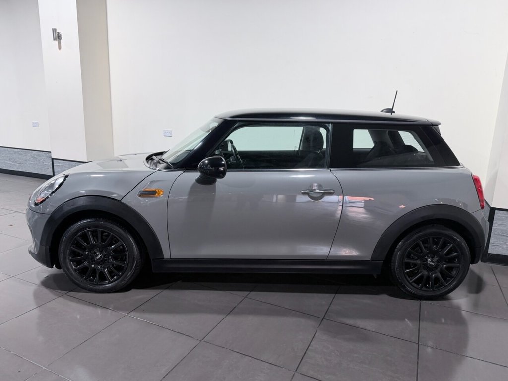Used MINI Hatch 2017 for sale - 76962489: Photo 4