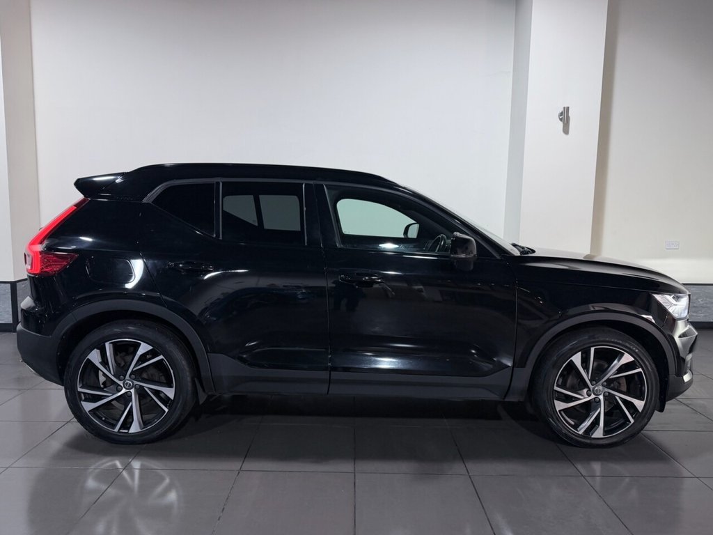 Used Volvo XC40 2019 for sale - 78145389: Photo 3