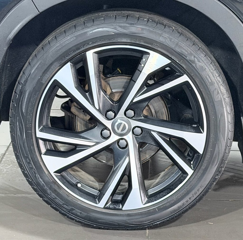 Used Volvo XC40 2019 for sale - 78145389: Photo 41