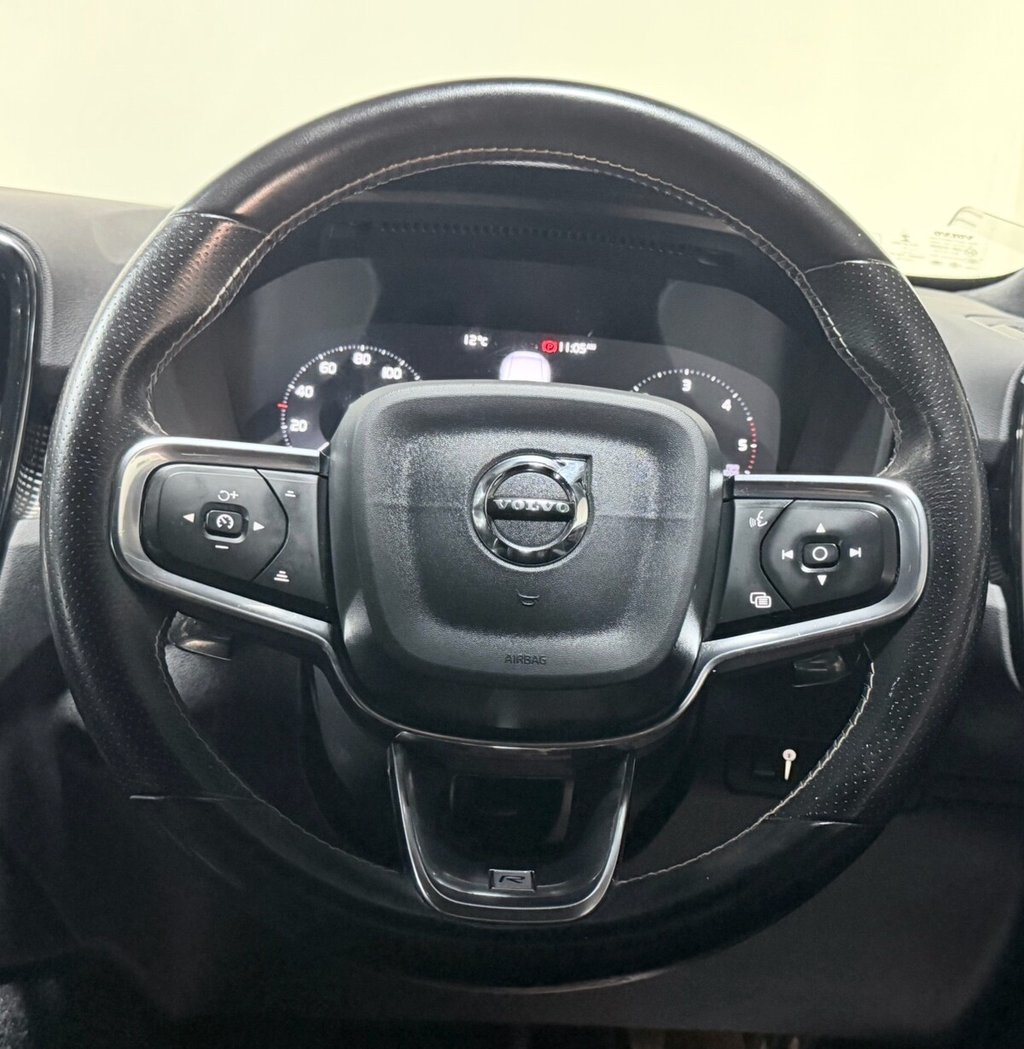 Used Volvo XC40 2019 for sale - 78145389: Photo 8