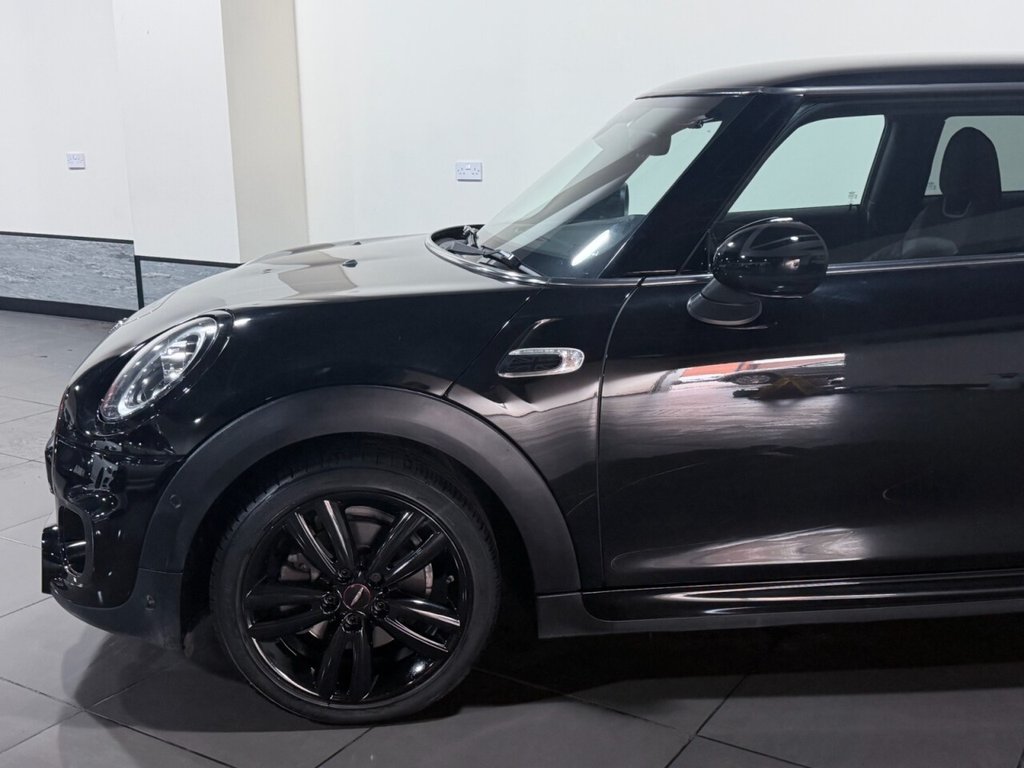 Used MINI Hatch 2019 for sale - 77990799: Photo 18