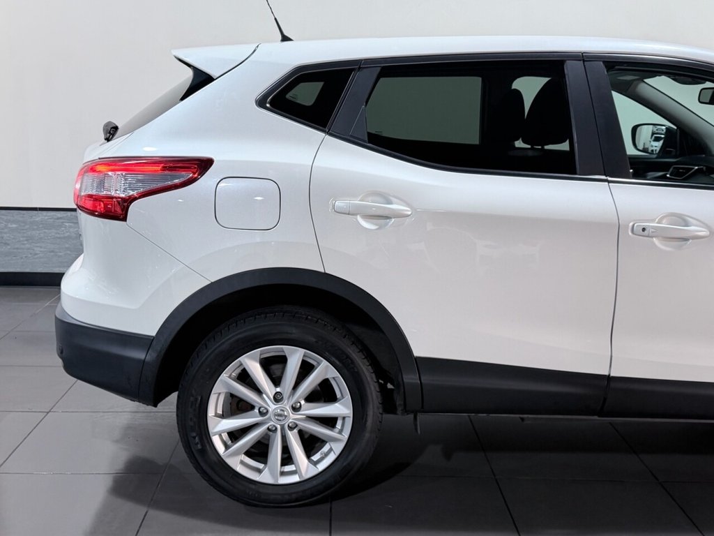 Used Nissan Qashqai 2014 for sale - 76711530: Photo 14