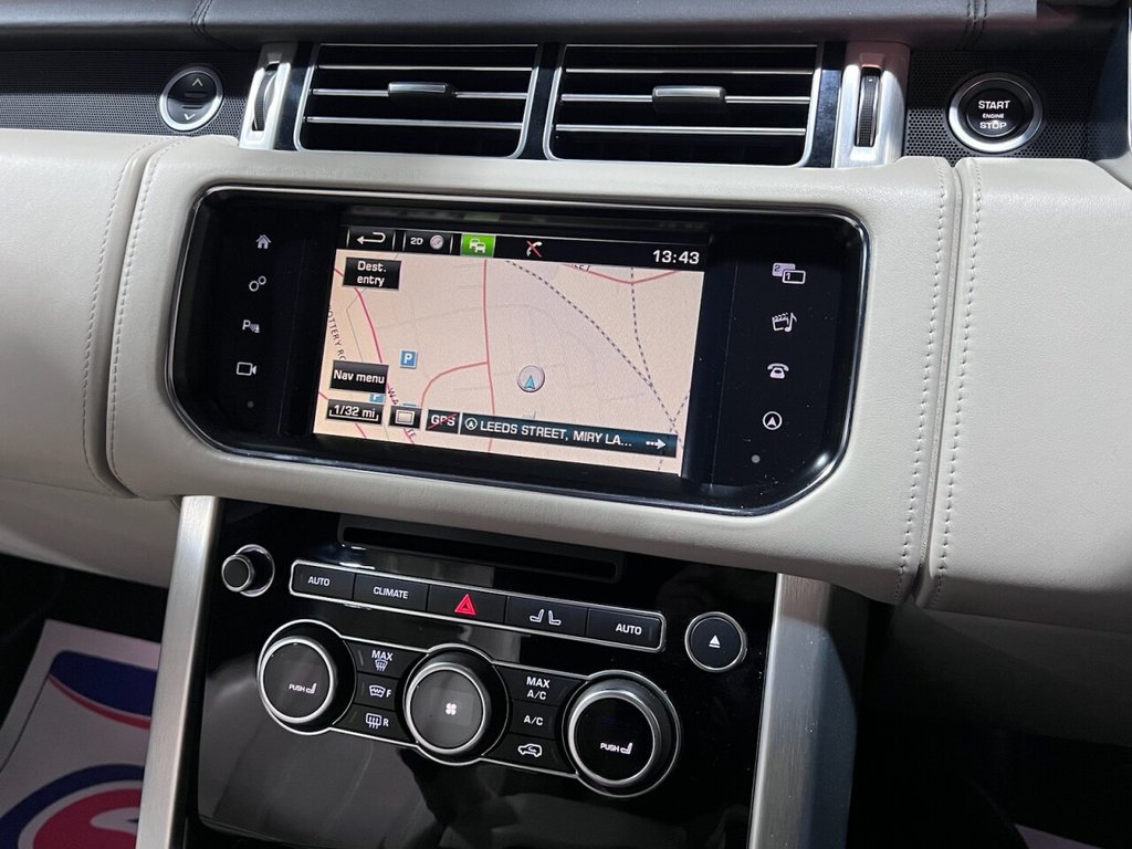 Used Land Rover Range Rover 2015 for sale - 76334016: Photo 10