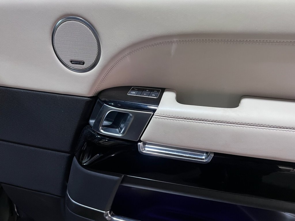 Used Land Rover Range Rover 2015 for sale - 76334016: Photo 24