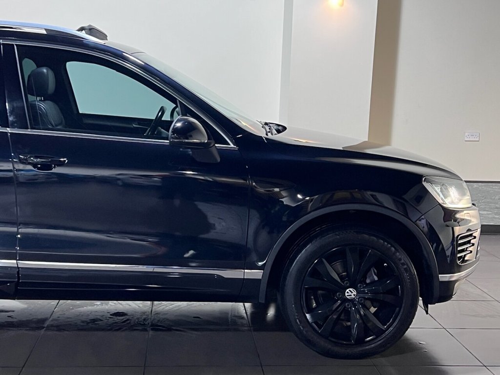 Used Volkswagen Touareg 2016 for sale - 76547156: Photo 16