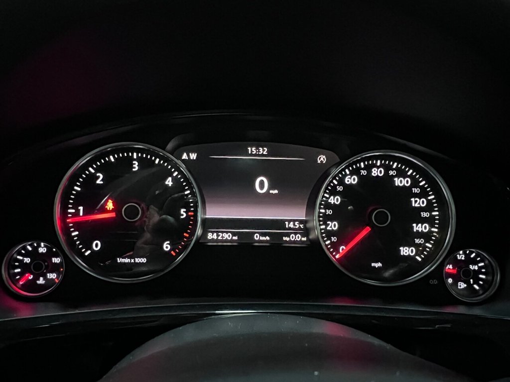 Used Volkswagen Touareg 2016 for sale - 76547156: Photo 9