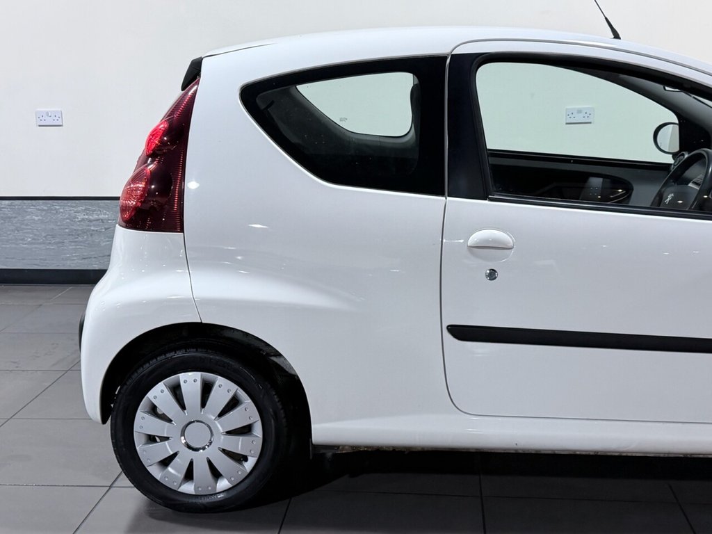 Used Peugeot 107 2014 for sale - 76711548: Photo 14