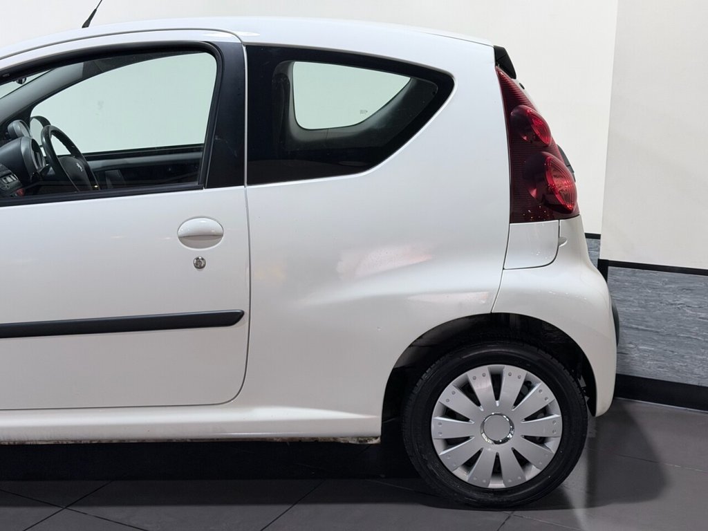 Used Peugeot 107 2014 for sale - 76711548: Photo 17