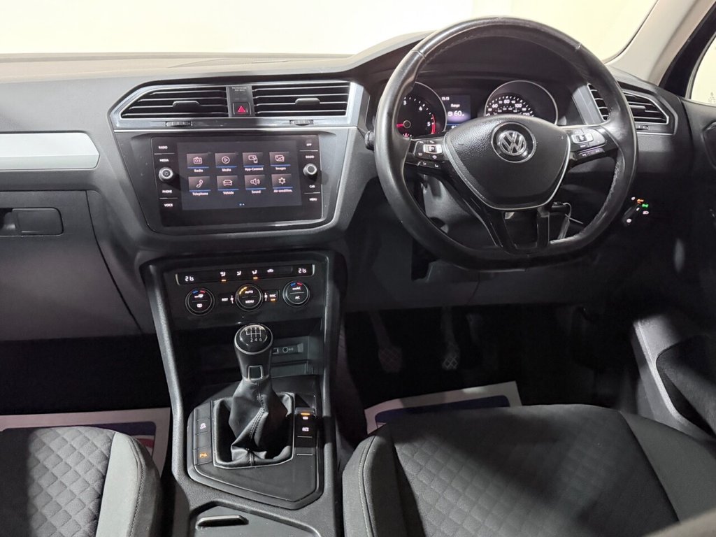 Used Volkswagen Tiguan 2018 for sale - 77200074: Photo 25