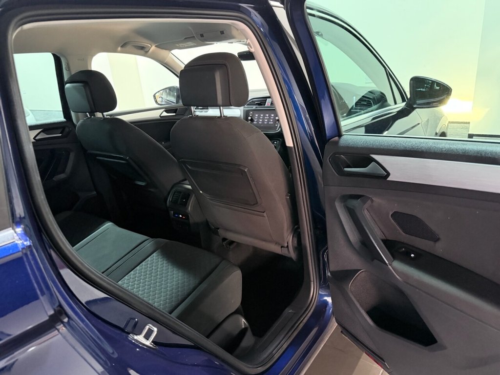 Used Volkswagen Tiguan 2018 for sale - 77200074: Photo 28