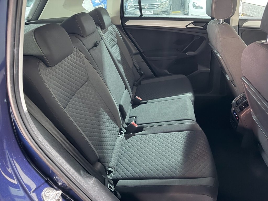 Used Volkswagen Tiguan 2018 for sale - 77200074: Photo 29