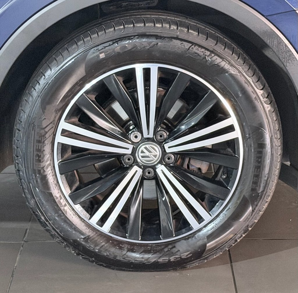 Used Volkswagen Tiguan 2018 for sale - 77200074: Photo 35