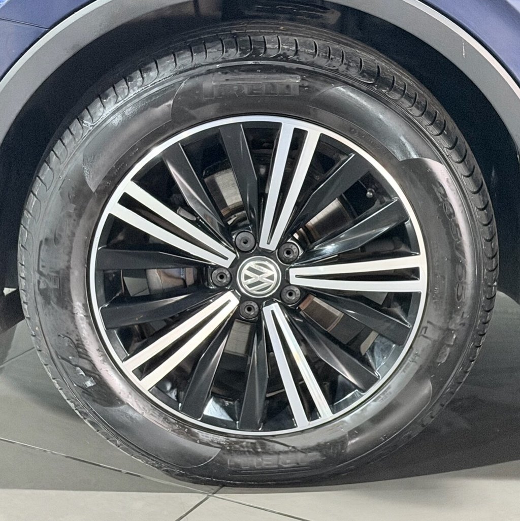 Used Volkswagen Tiguan 2018 for sale - 77200074: Photo 36