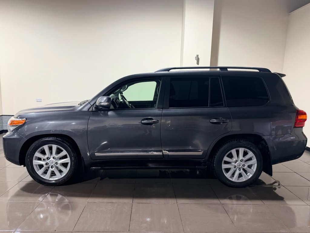 Used Toyota Land Cruiser 2014 for sale - 77388852: Photo 10